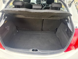 /photos/11198/375e7b41-aa1c-452b-88f4-df19c277b51f_i320x240.jpg