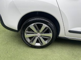/photos/11198/a7c5bf65-b5a6-47f3-82c8-a60a9226b9ca_i320x240.jpg