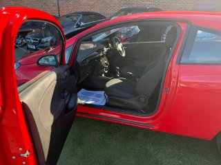/photos/11198/de0b94e1-d8ee-43f9-8a37-fe3124bca0fd_i320x240.jpg